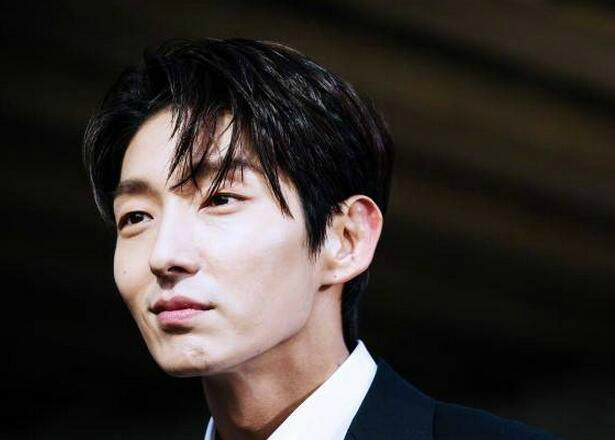 近期最火的四部韩剧,你也是人类吗,上榜,第四部