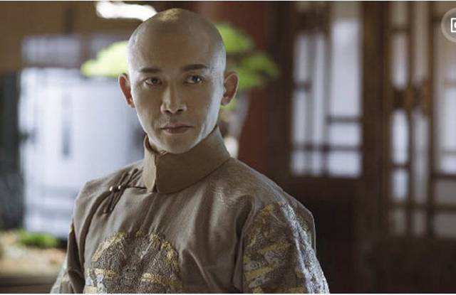 舒妃13岁入宫,在位36年,被乾隆宠10年,却只生