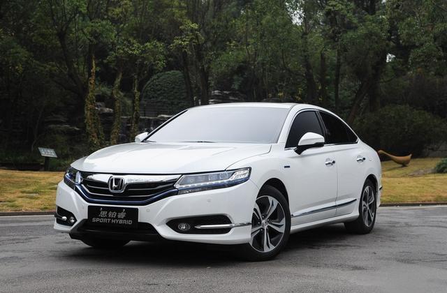 这车厉害了, 提速7秒, 油耗仅3升, 因政策不给力, 22万没人买