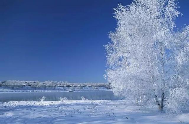 李健念念不忘的贝加尔湖 冬天竟美得如此惊心