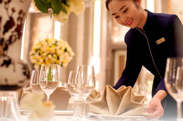 酒店服务员年终总结 2016酒店服务员个人年终总结