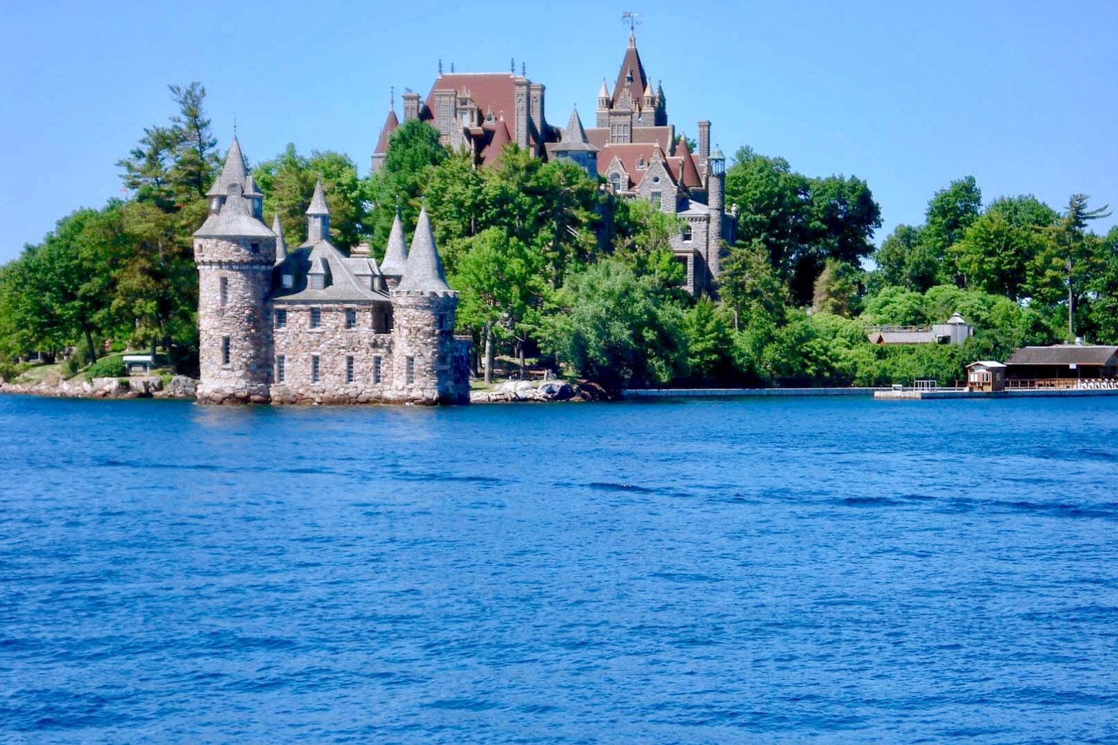 加拿大千岛湖(加拿大、美国共有的美丽湖)