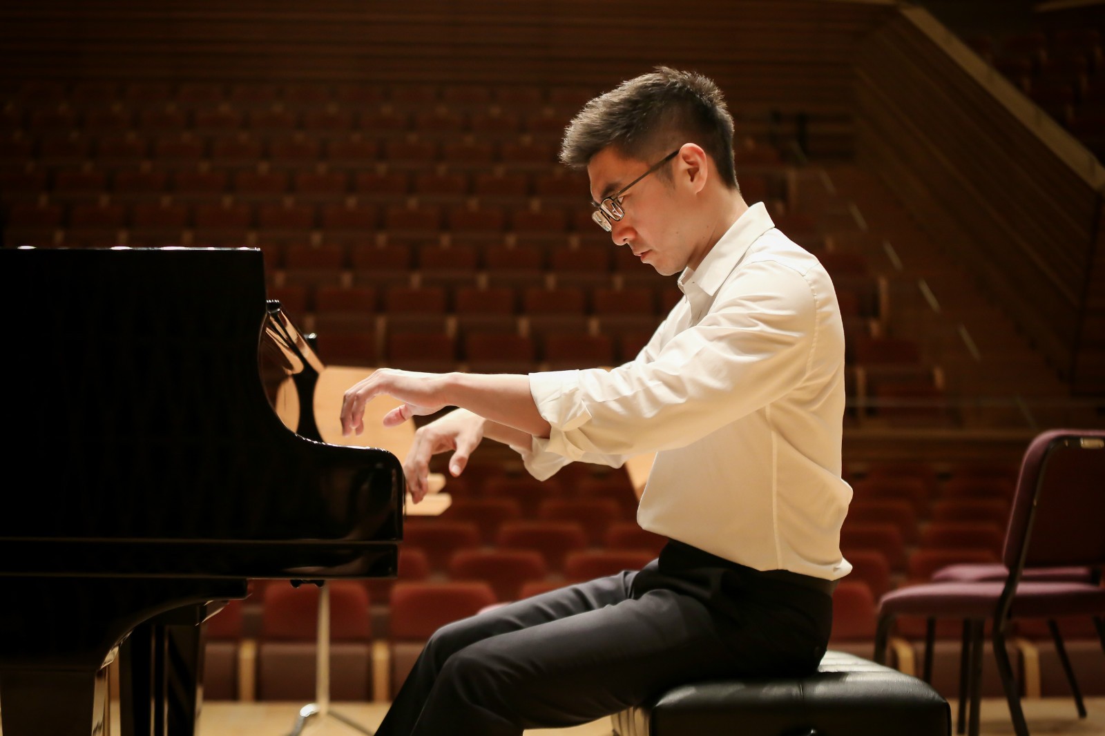 赵胤胤古典音乐会奏响上海滩 陈数佟丽娅神秘助阵