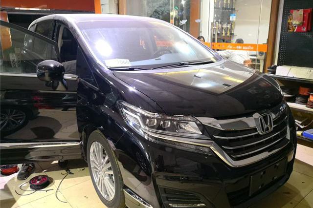 好声音不能没有好隔音 本田艾力绅改装丹拿232+全车隔音