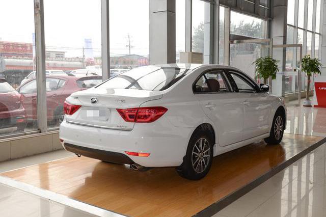 因取错名字而遭唾弃，仅7万没人买，网友：回去卖摩托车吧！