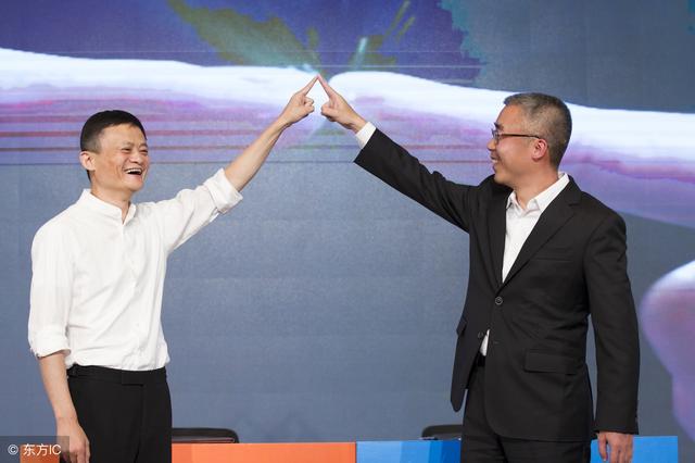 马云联手任正非共创新生活,网友这么评价,气坏