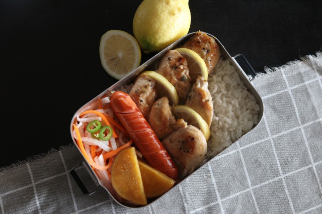 水煮鸡胸肉的热量多高 详解几种吃着就能瘦的