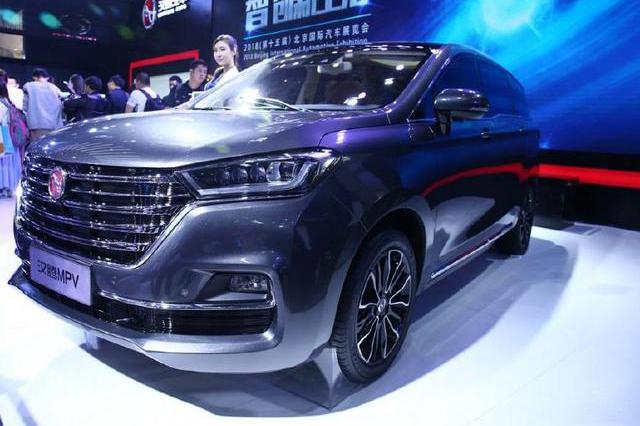 又一款国产MPV来了!配备12.3英寸双液晶屏,颜值高,内饰豪华!