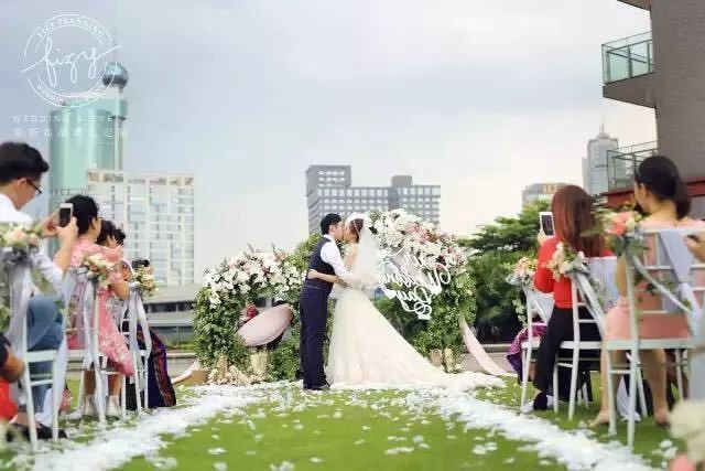 邀请函 | 制作绅士领结,分享婚礼灵感,高端伴手礼……