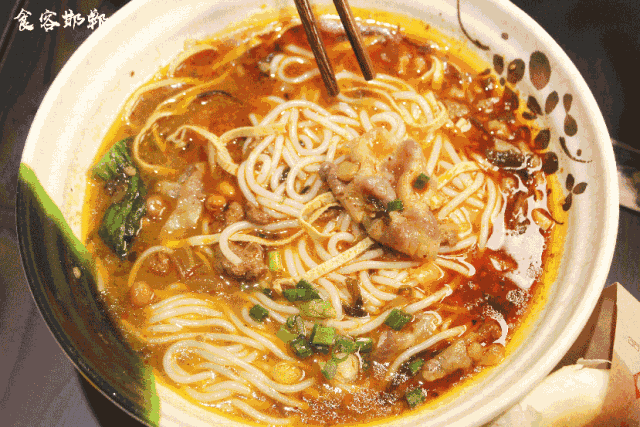 我们刷遍新世纪七楼美食特色,给你一份最精准的广场美食市景美食普洱谷县图片