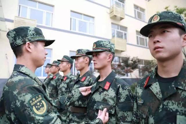 武警新式迷彩服, 不仅高颜值, 还藏着你不知道