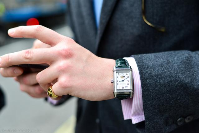 戴广州高仿表会让人汗颜无地?会购买的是哪一