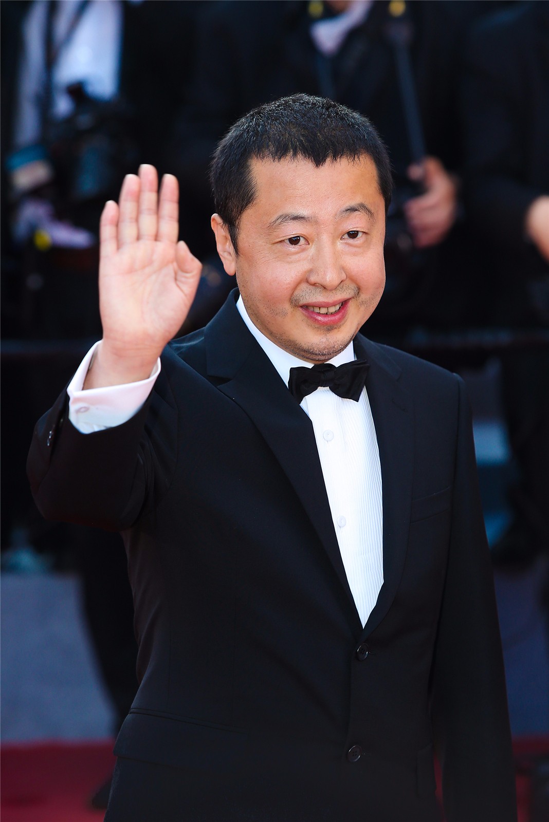《江湖儿女》全球首映反响热烈 现场观众起立鼓掌5分钟
