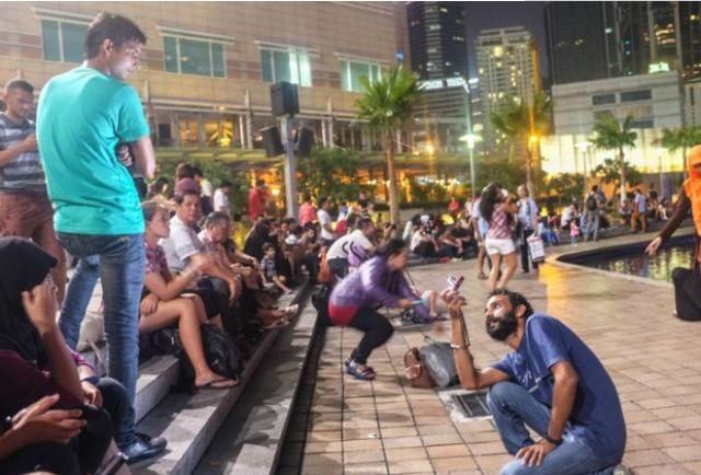 墨西哥人到中国游玩,3秒后愣住了:为什么要骗