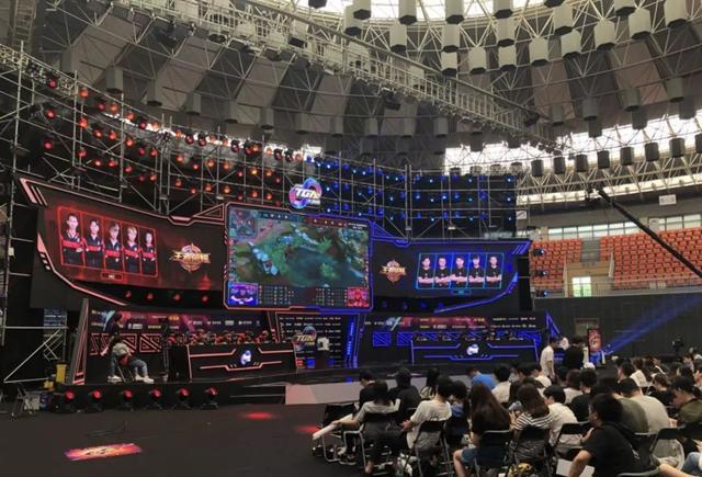 职业手游玩家都用什么手机打比赛?答案揭晓