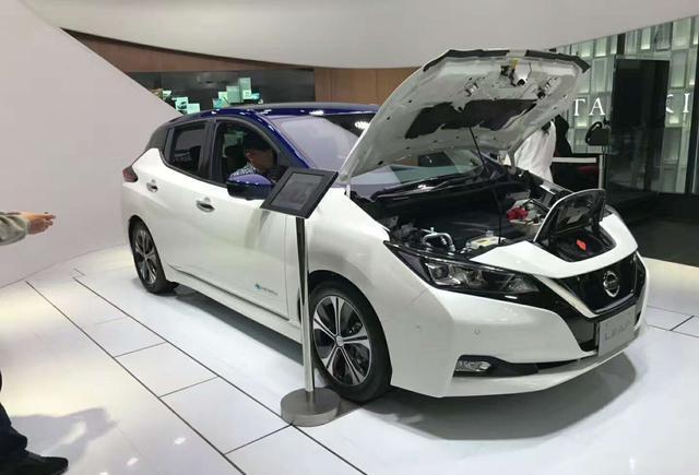 日产全新一代LEAF内外兼修, 以高科技配置为卖点, 续航达400公里