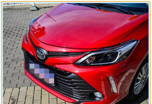 月薪3000也买得起，这日系车标配ESP油耗5.1，仅5万多比捷达厚道