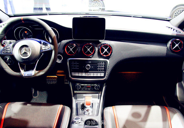 深港澳车展：梅赛德斯-AMG A 45 臻藏版