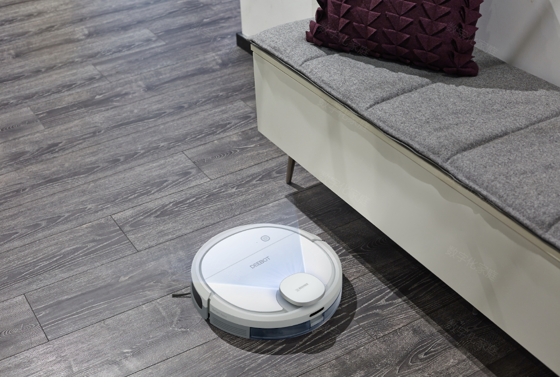 智能扫地机器人