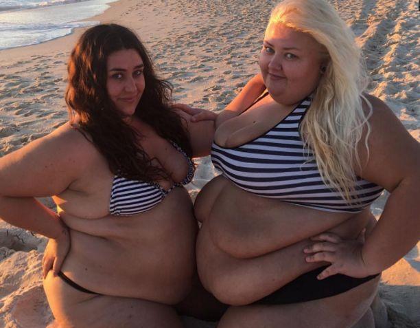 两闺蜜互相比谁更胖,如今却一起吃成了大胖子!