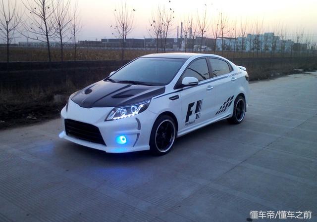 起亚k2超重度改装:外观性能跑车范 内饰玛莎拉红风 完美!