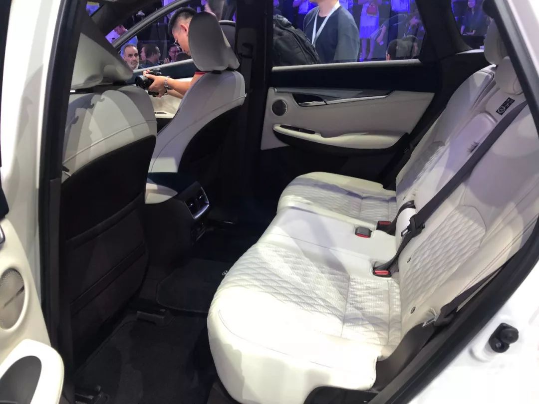 全新QX50卖这个价,华晨宝马X3和奥迪Q5L还能好过吗?