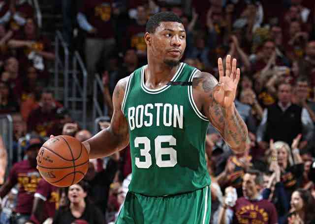 你知道NBA球员的工资是如何发放的吗?