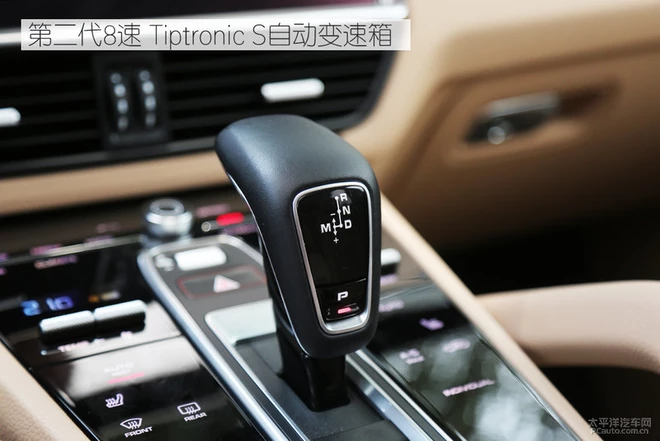 再次将运动和舒适发挥到极致!试驾全新保时捷Cayenne
