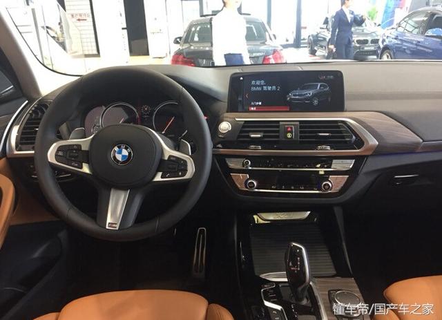 新宝马X3 30i到店实拍