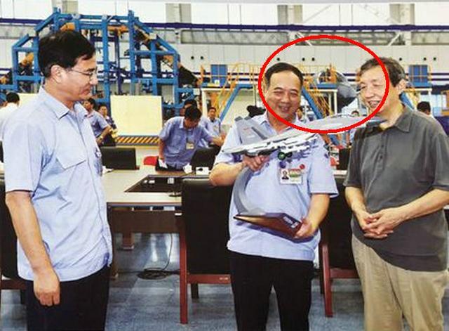 中国新型轰炸机就是轰-20战略轰炸机最新曝光