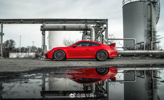 “骚红” 保时捷911 GT3  ​​​​旧车换新车，就上换车网
