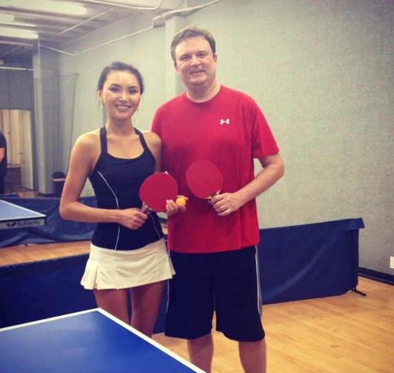 莫雷获赠中国书法运筹帷幄决胜千里 球迷纷纷