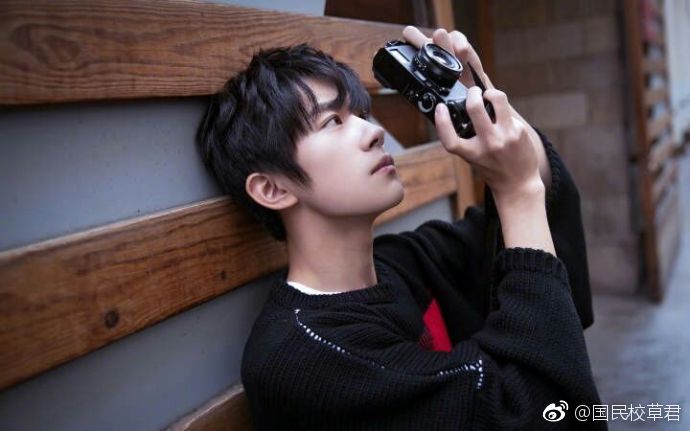 祝湖南师大附中梅溪湖中学高三(6)班易烊千玺