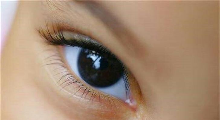 全世界最美的五双眼睛, 就喜欢第一个的口型|琥珀色