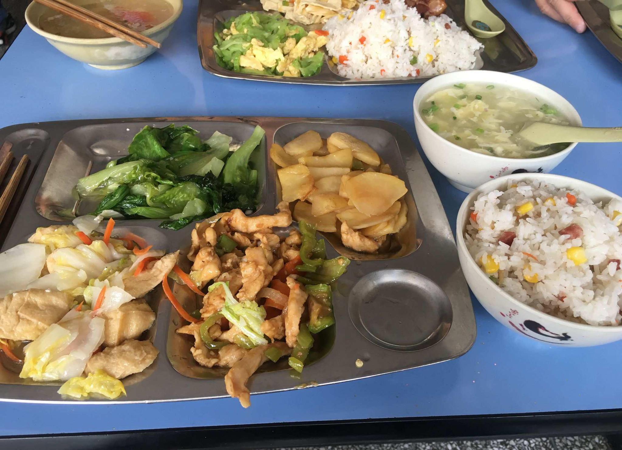 附近快餐约指南,高效解决工作餐选择难题,性价比与便捷性深度解析