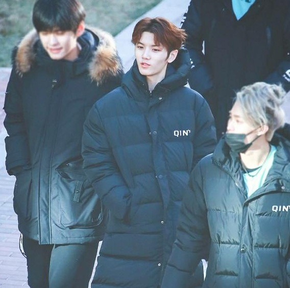 灵超DIDI木子洋牵手是怎么回事 坤音四子灵洋