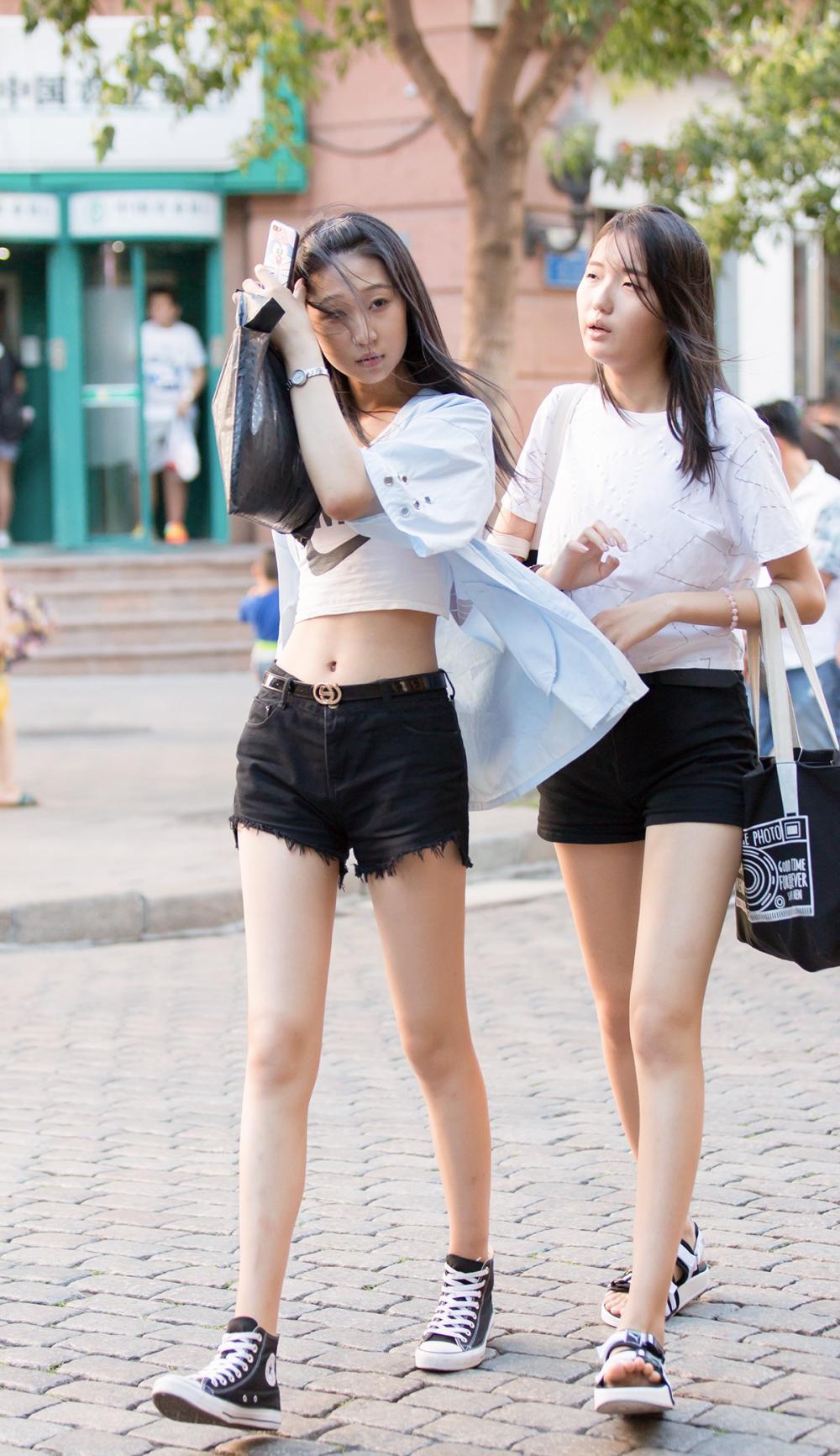 哈尔滨街拍东北姑娘, 个个都是腿精