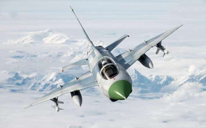 空军之痛!目前,仍有350架以上的二代机歼7,在