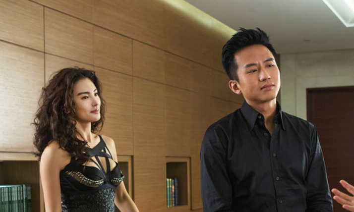 张雨绮离婚了,曾拿刀追砍丈夫,追你的人都排到