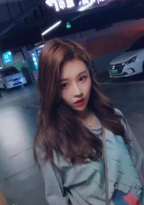 温婉抖音被封杀后车库直播复出?你还记得那个