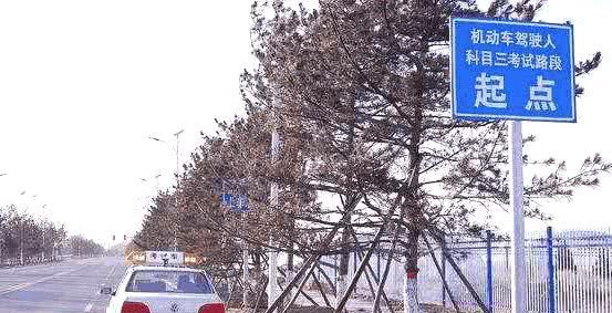 为啥不少人没车还在挤时间报考驾照?驾校:国庆