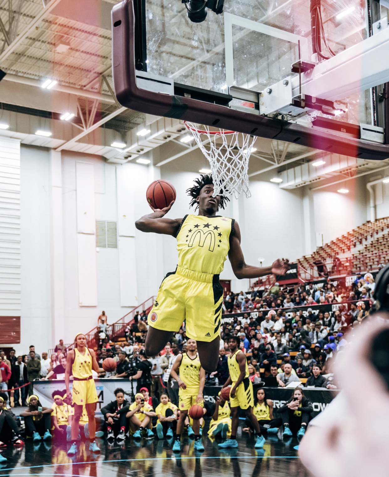 今年金拱门全美高中生明星赛球衣的设计灵感