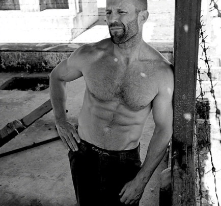 杰森斯坦森只做了22个俯卧撑, 网友们再一次沸腾了!