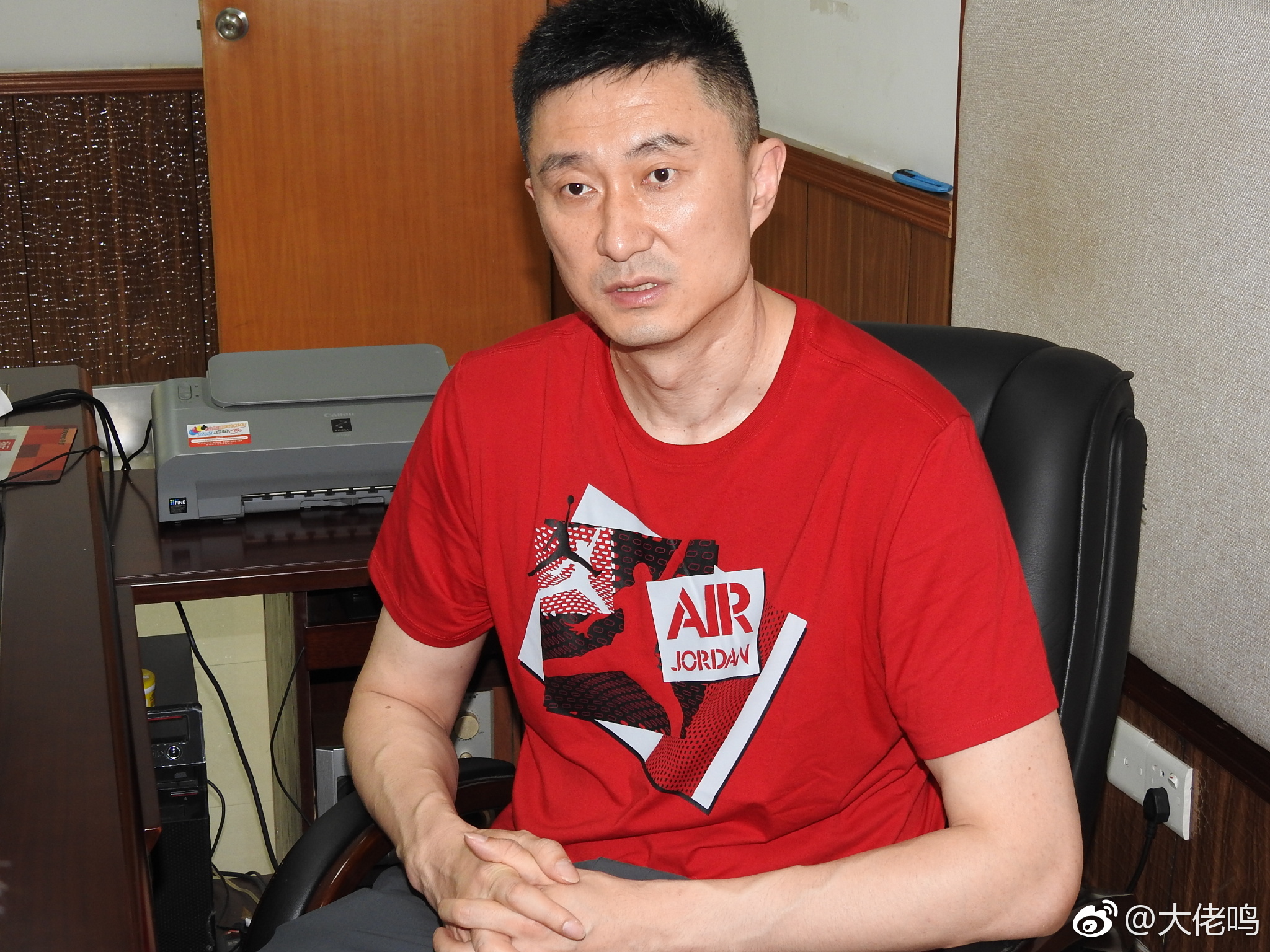 球员,倾注心力为中国篮球事业贡献力量 67中国男篮蓝队主帅杜锋