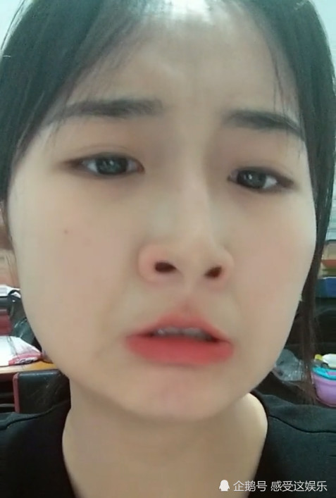 抖音走红最美校服妹,粉丝要求关掉美颜滤镜后