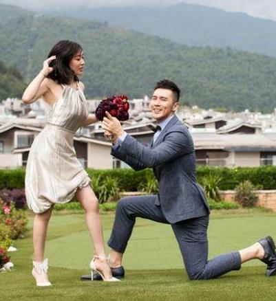 谁说只有老夫可以娶少妻?这5对老妇少夫