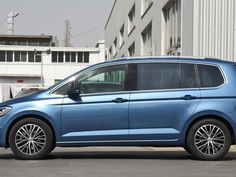 很多人把这款MPV当做SUV用 ，15万就能买到顶配的德国车。