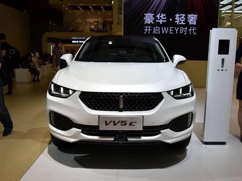 买车看评价，国产SUV，月销万台零差评！