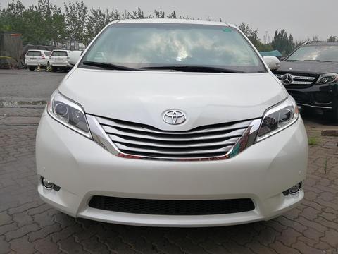 17款丰田塞纳 奶爸神车港口销售价格