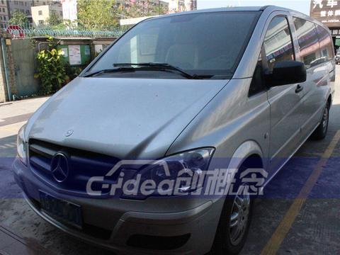 奔驰威霆改装全隔断房车 全景天窗体验自然变换